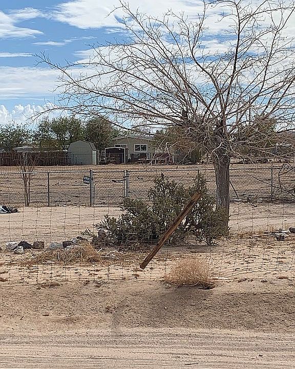 2nd image of 1080 S Lamb Rd