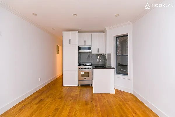 Rented by Nooklyn NYC LLC | media 60