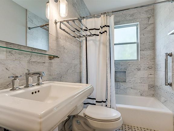 2nd image of 214 Bowman St