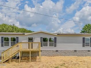 126 Graham Rd, Blaine, TN 37709