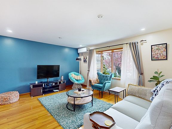 5th image of 150 Essex St