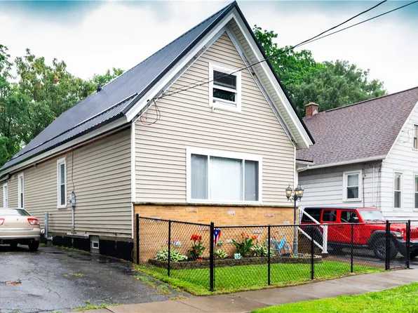 6 Woodrow St, Rochester, NY 14606