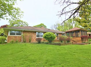 921 Greenwood Rd, Wheaton, IL 60189