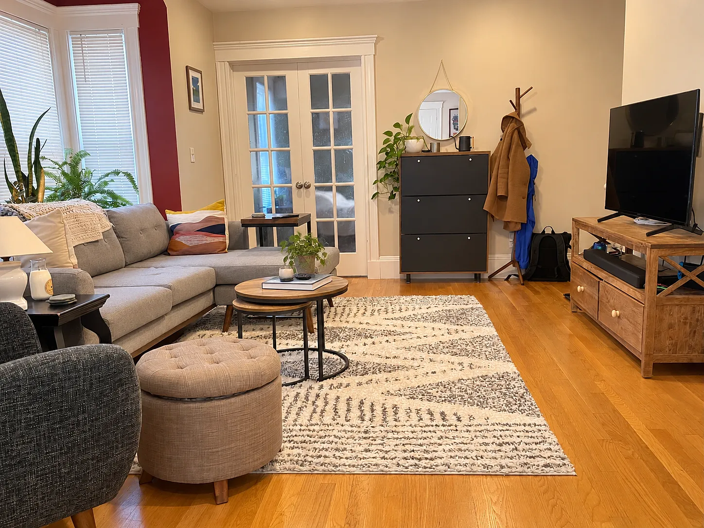 2 bed, 837 sqft, $2,990 — Photo 2