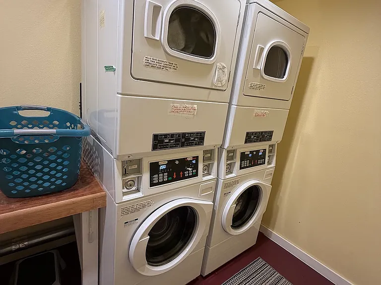 1301 Iowa St #18 — Photo 27