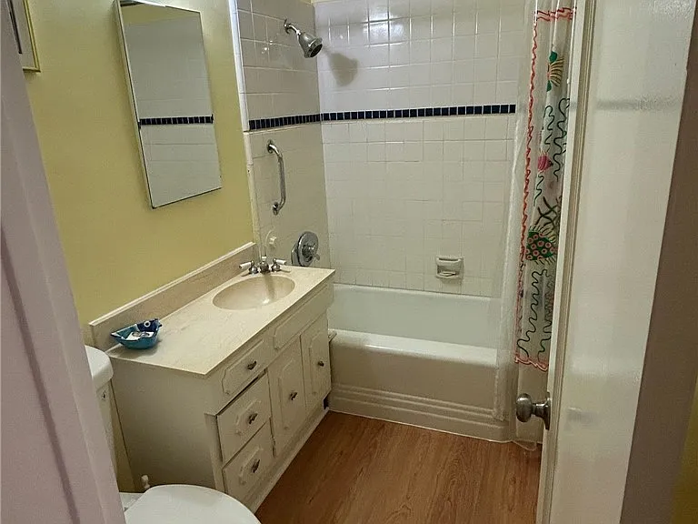 813 Muskingum Ave — Photo 12