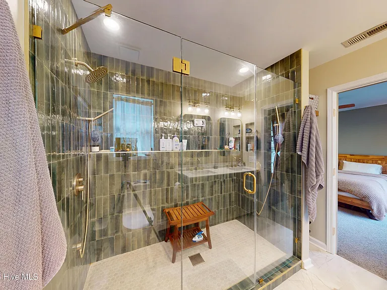345 Shepherd Trl — Photo 20
