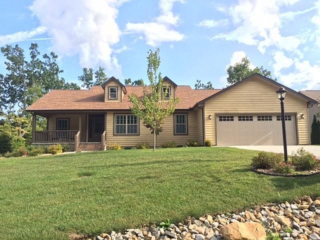 1st image of 122 Walden Ridge Dr