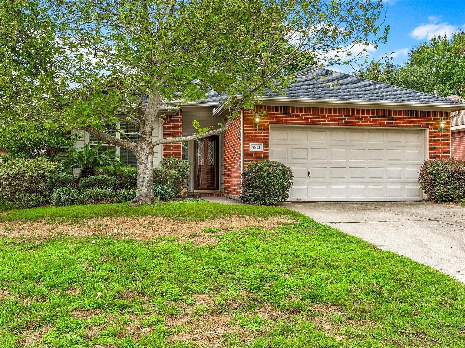 3 bed, 2.0 bath, 1312 sqft, $1,750 — Photo 2