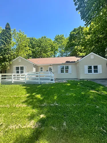 259 Fellows Ave Photo 1
