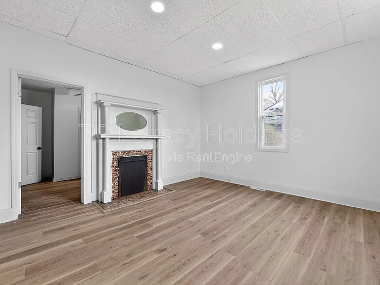 281 View Ave — Photo 11