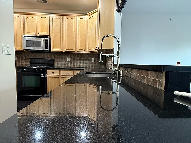 15 Hudson Ct — Photo 9