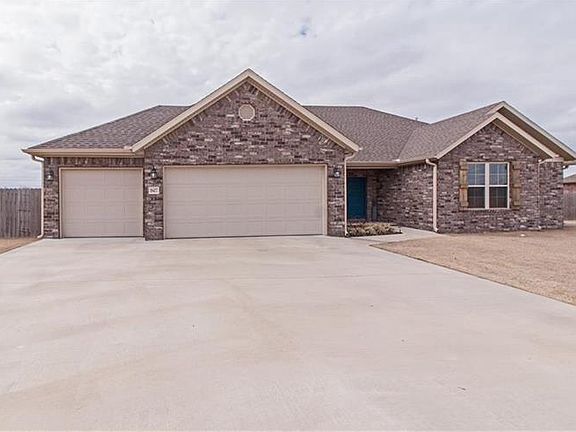 2nd image of 18477 Astor Dr