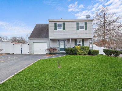 37 Okane Street, Central Islip, NY, 11722