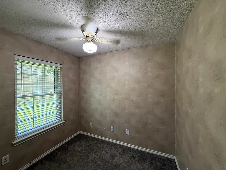 1805 Dunn St — Photo 14
