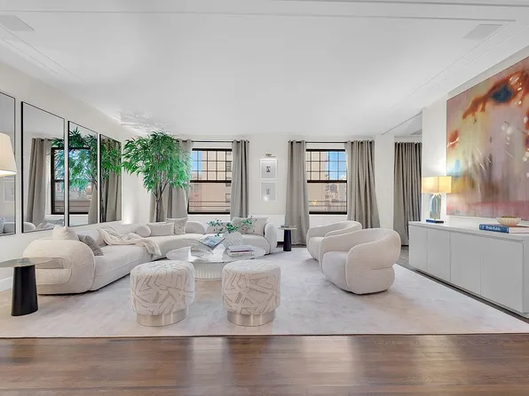 270 W End Ave APT 9N, New York, NY 10023