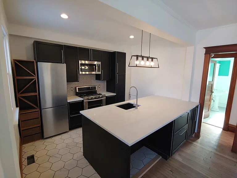 2901 Charlotte St #2901 — Photo 5