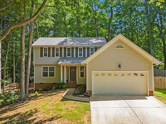 2nd image of 3707 Peakwood Ct