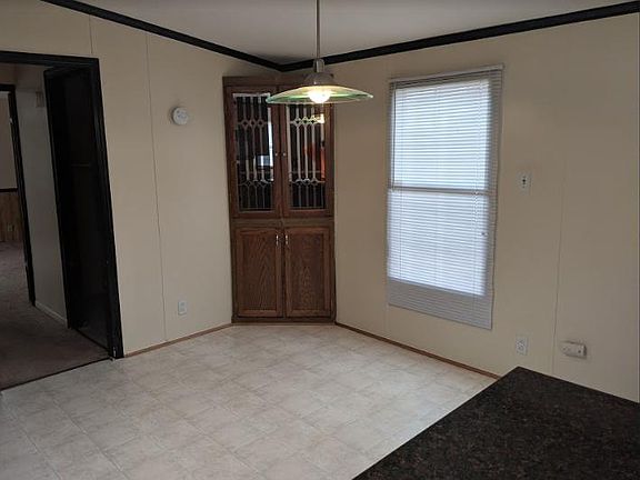 4th image of 589 Spearmint St