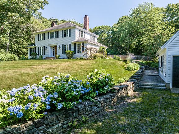 3rd image of 20 Howland Lane