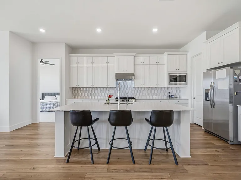 31051 Sun Valley Dr — Photo 13