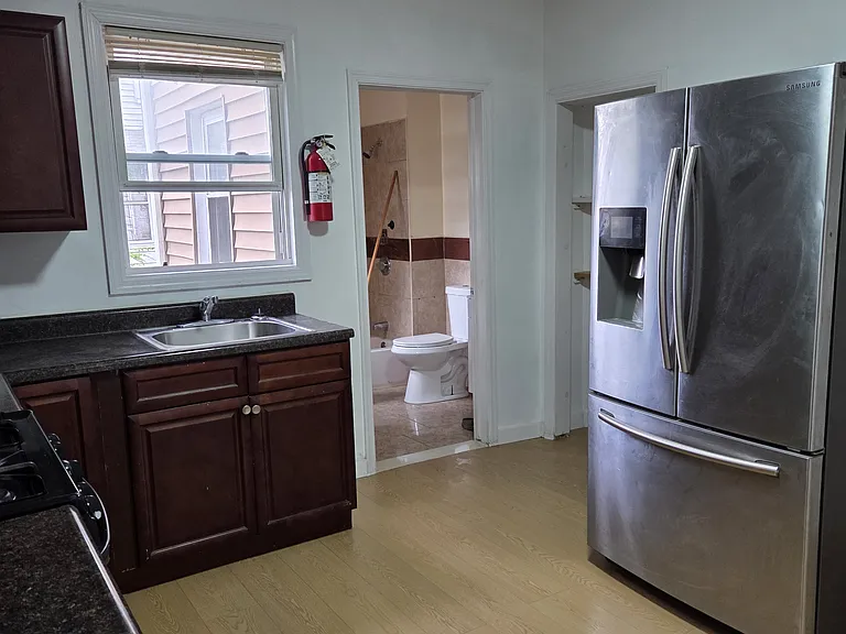 773 E 26th St #1 — Photo 17