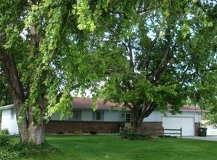 4336 Manchester Rd, Grand Island, NE 68803