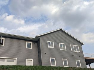 182 Rimrock Rd, Rollingstone, MN 55969