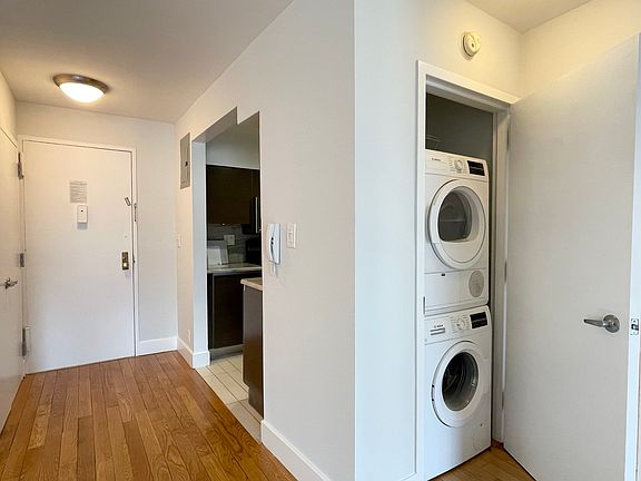 5th image of 360 E 65th St #6F