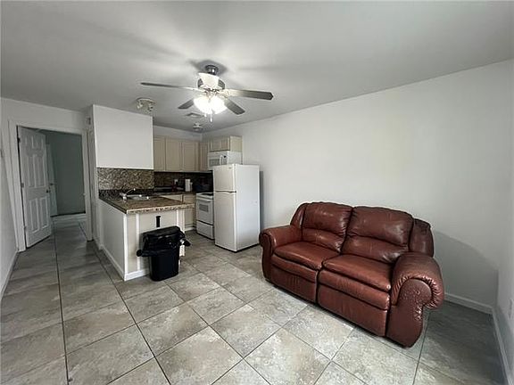 2nd image of 1164 Avenue B