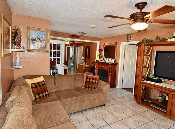 5th image of 3834 Stichman Ave