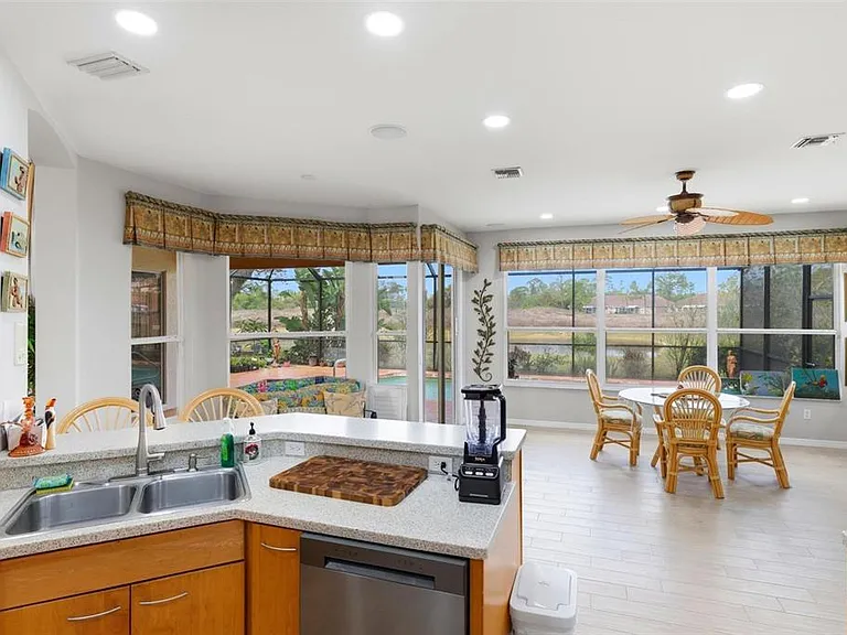 2499 Silver Palm Rd — Photo 38
