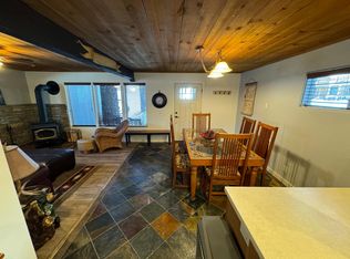 86 Beaver Ct, Mammoth Lakes, CA 93546