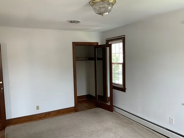 917 Haw St — Photo 6