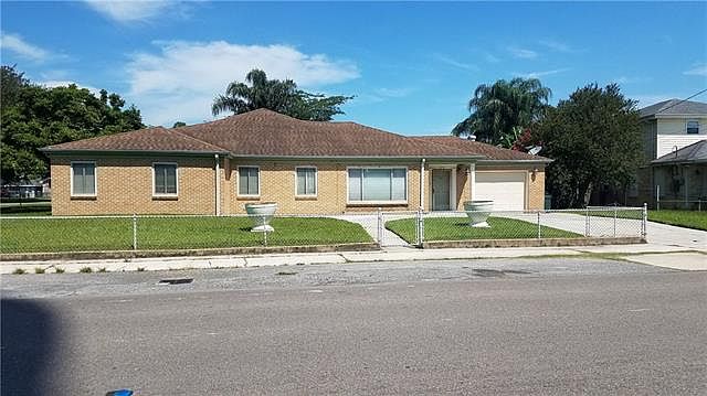 1st image of 676 Avenue H