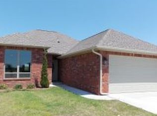 1612 Ginger Ave, Moore, OK 73160