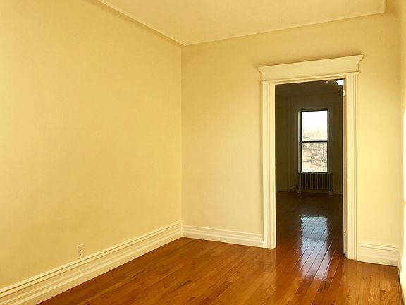 4th image of 1416 28th Ave APT 6