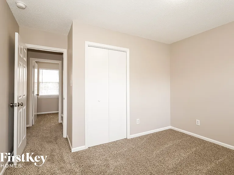 8116 Maxwelton Dr — Photo 12