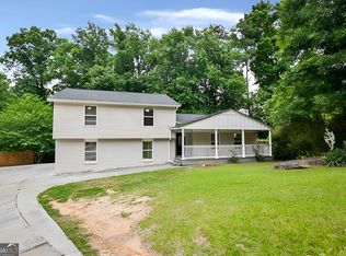 635 Garden Grove Dr, Lawrenceville, GA 30044