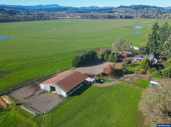 24618 Hwy 99 W, Junction City, OR 97448