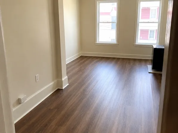 174 Mill St APT 3, Poughkeepsie, NY 12601