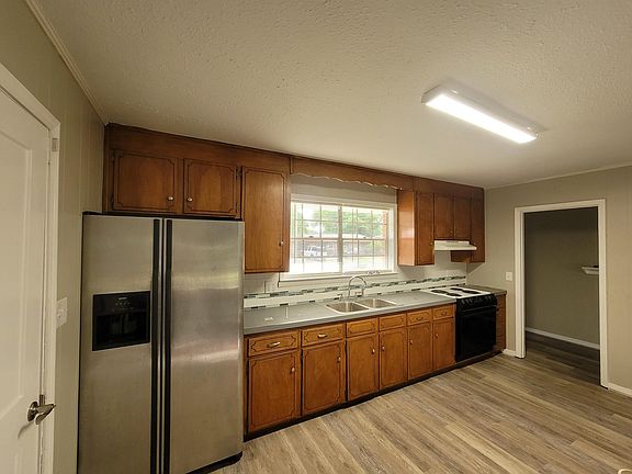 5th image of 4420 Monpellier Dr