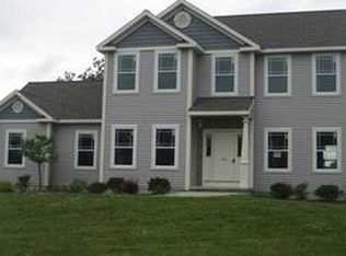 990 Maple Hill Rd, Castleton On Hudson, NY 12033