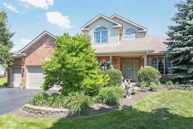 1st image of 13251 Brooklands Ln