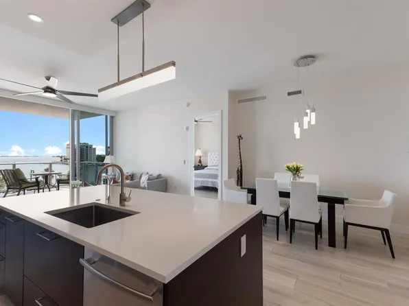 1155 N Gulfstream Ave #406, Sarasota, FL 34236