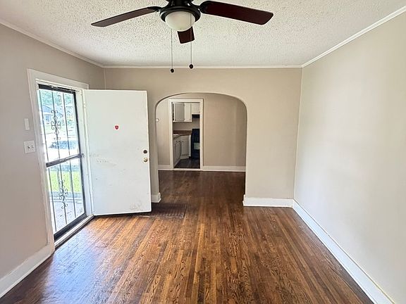 4th image of 3377 Rockwood Ave