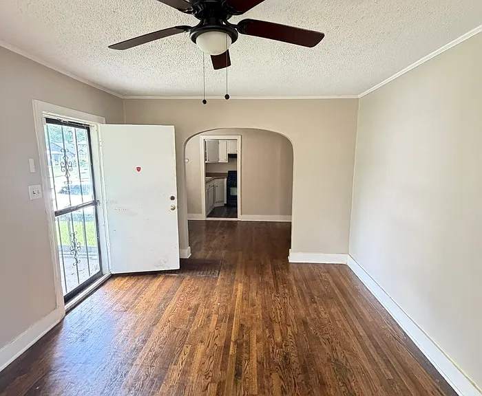 3377 Rockwood Ave — Photo 4