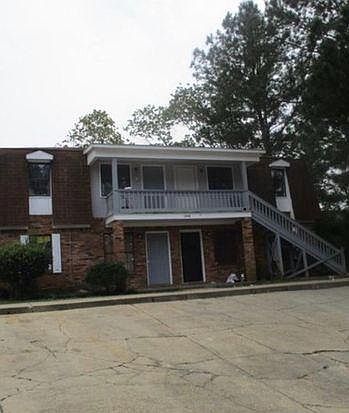 1st image of 3820 Eagle Dr APT 2