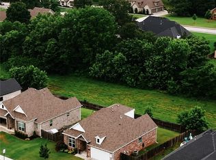 7648 Phoenix Ave, Springdale, AR 72762