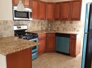10748 125th St, South Richmond Hill, NY 11419